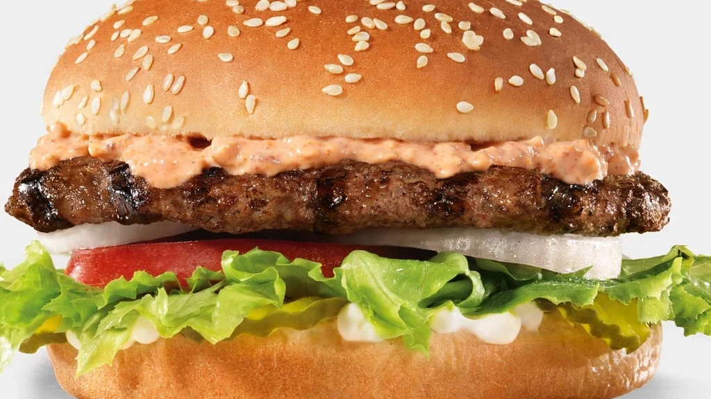 Famous Star burger at Carl's Jr near me